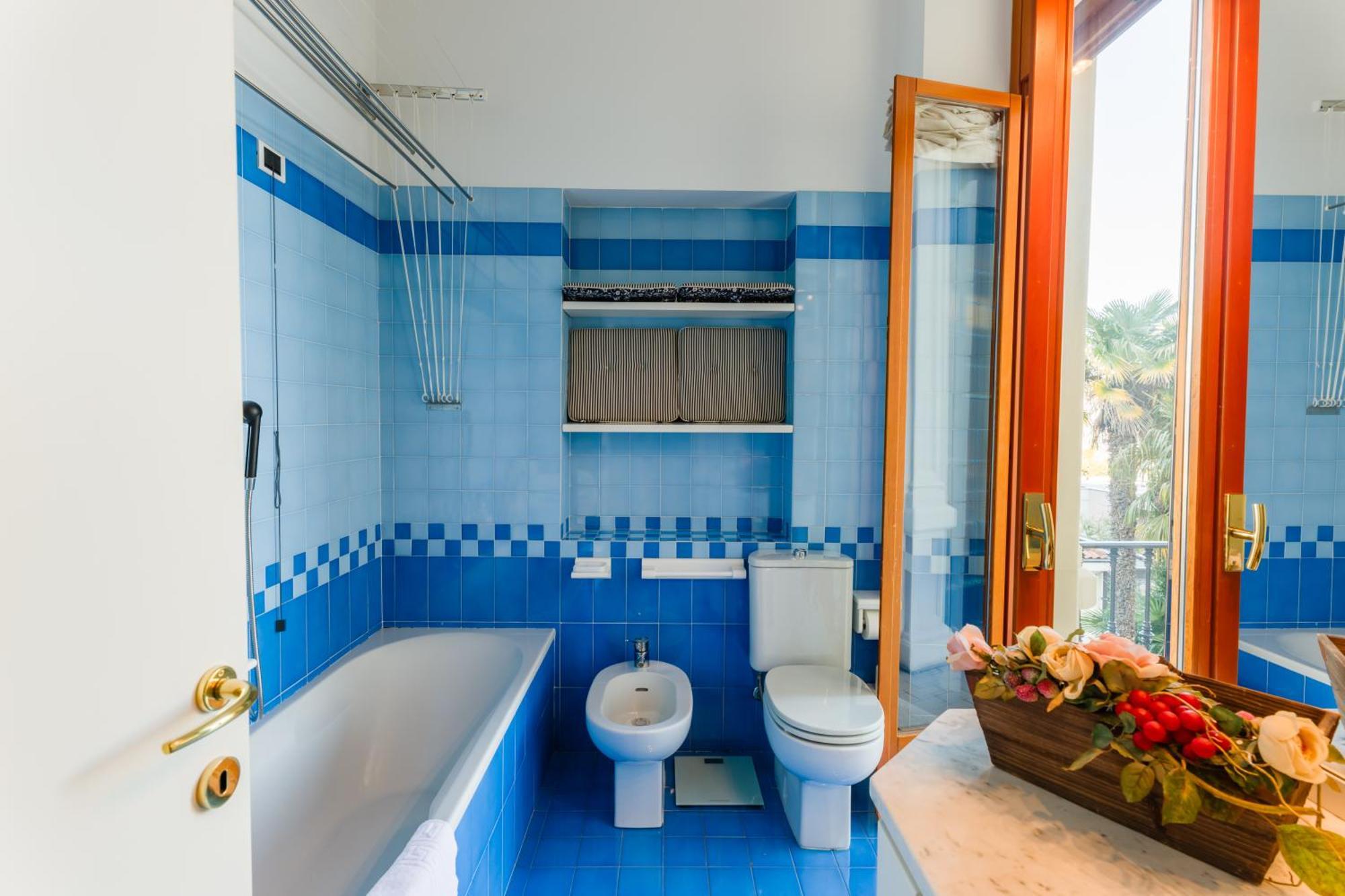 Regal Villa With Como Lake View And Free Parking Bellagio Exterior photo