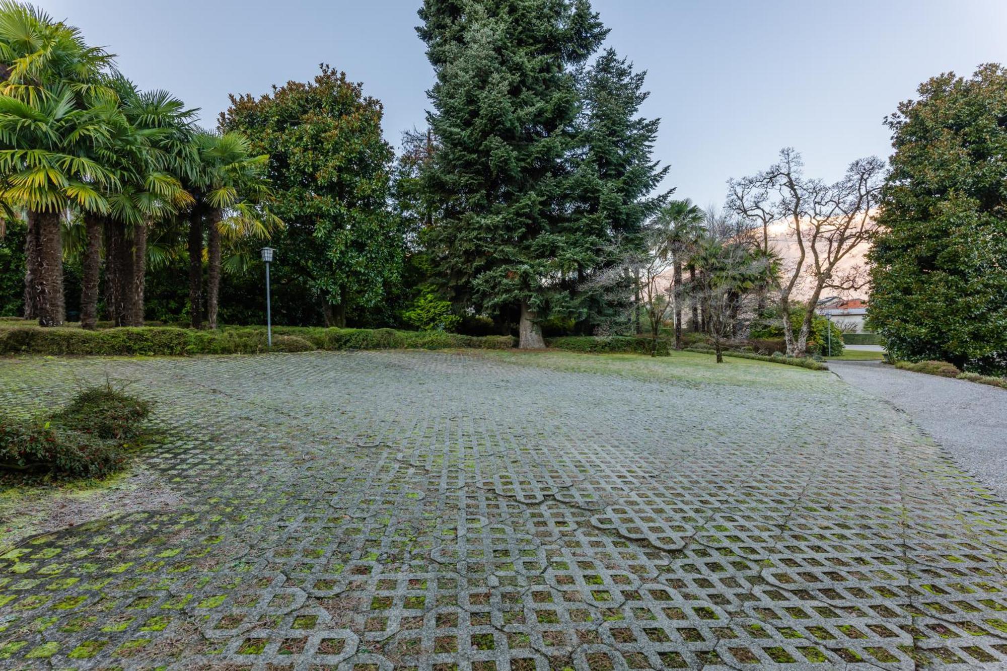 Regal Villa With Como Lake View And Free Parking Bellagio Exterior photo