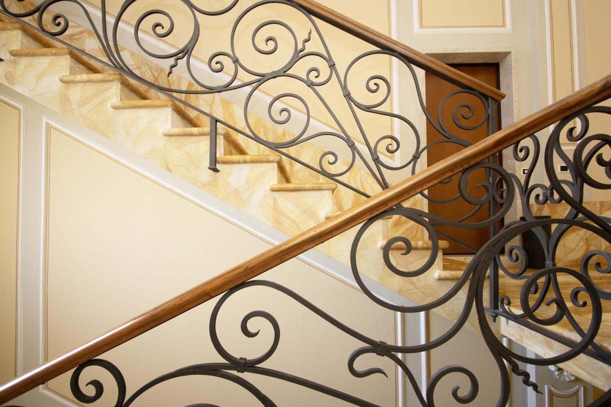Regal Villa With Como Lake View And Free Parking Bellagio Exterior photo